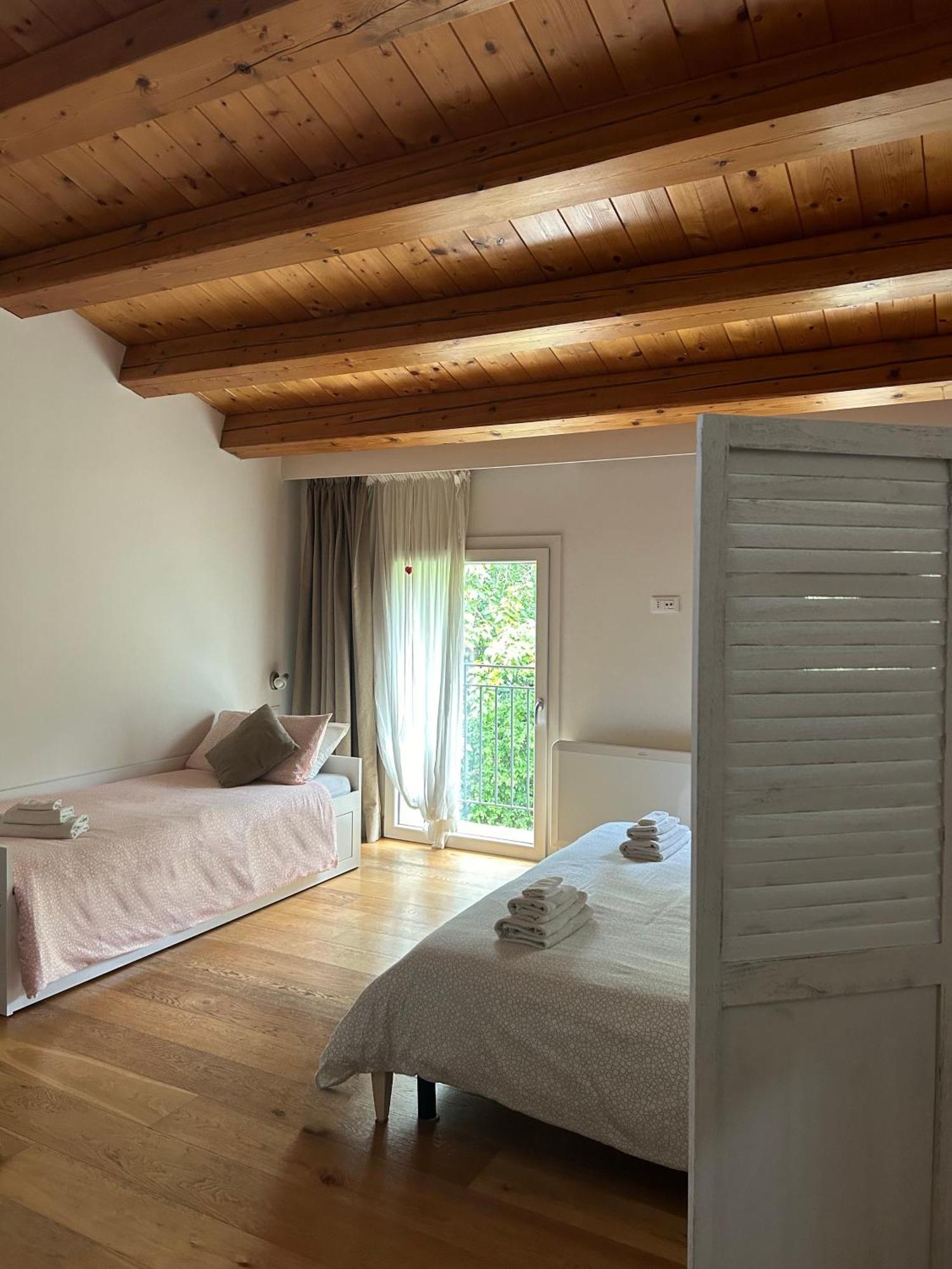 Beehouse - La Casa Delle Api Agriturismo Borso del Grappa Bagian luar foto
